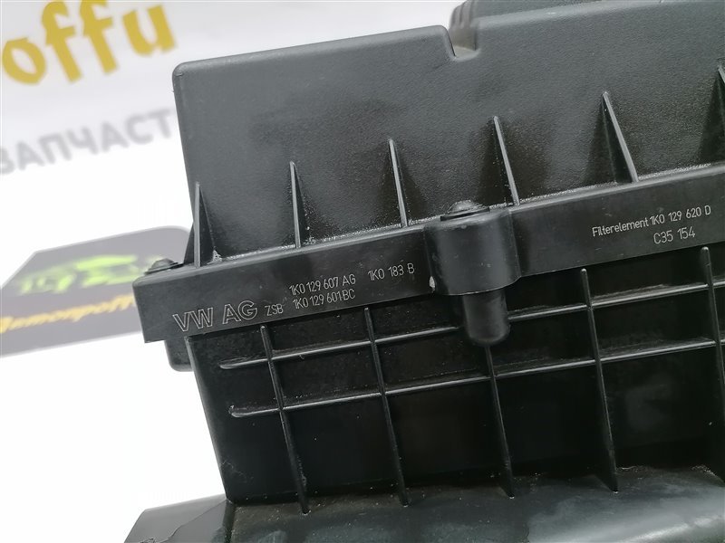 Корпус воздушного фильтра Passat B6 2006 Седан 2.0 BVY