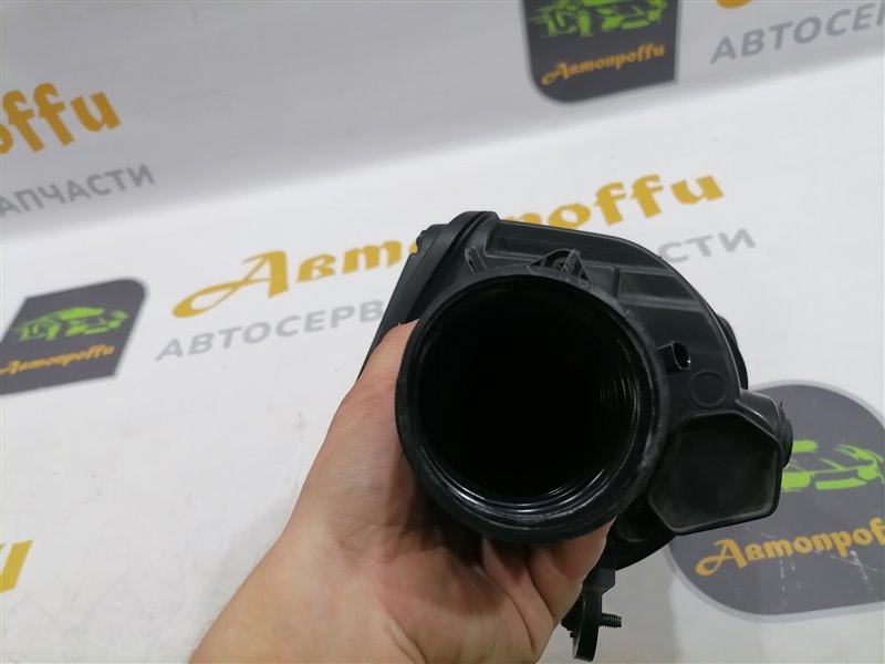 Корпус воздушного фильтра Passat B6 2006 Седан 2.0 BVY