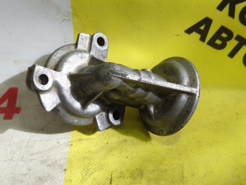 Кронштейн масляного фильтра Ford Fusion CBK FXJB 2005 (б/у)