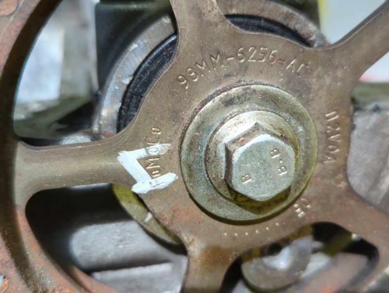 Головка блока цилиндров Ford Fusion CBK FXJB 2005 (б/у)