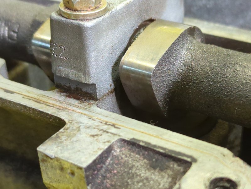 Головка блока цилиндров Ford Fusion CBK FXJB 2005 (б/у)