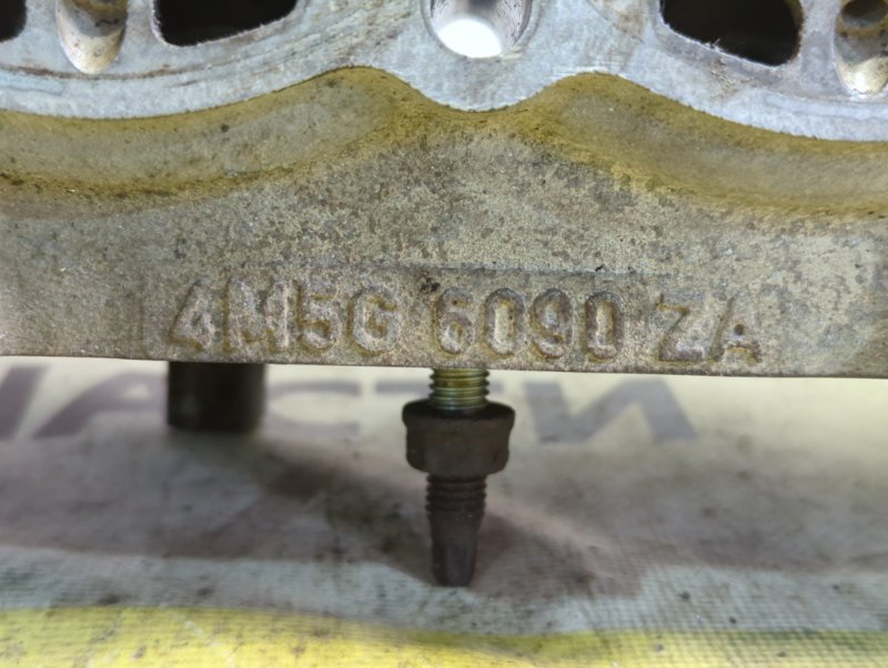 Головка блока цилиндров Ford Fusion CBK FXJB 2005 (б/у)