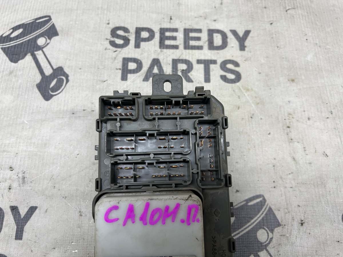 Блок предохранителей салонный правый S-MX 1998 E-RH1 B20B
