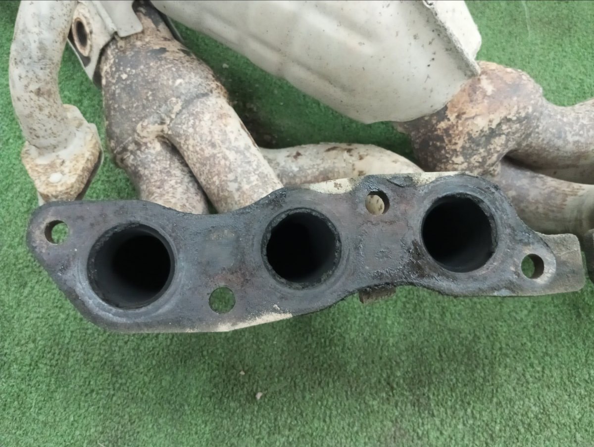 Выпускной коллектор Brevis 2001 JCG11 2JZ-FSE