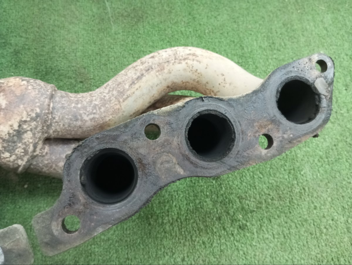 Выпускной коллектор Brevis 2001 JCG11 2JZ-FSE
