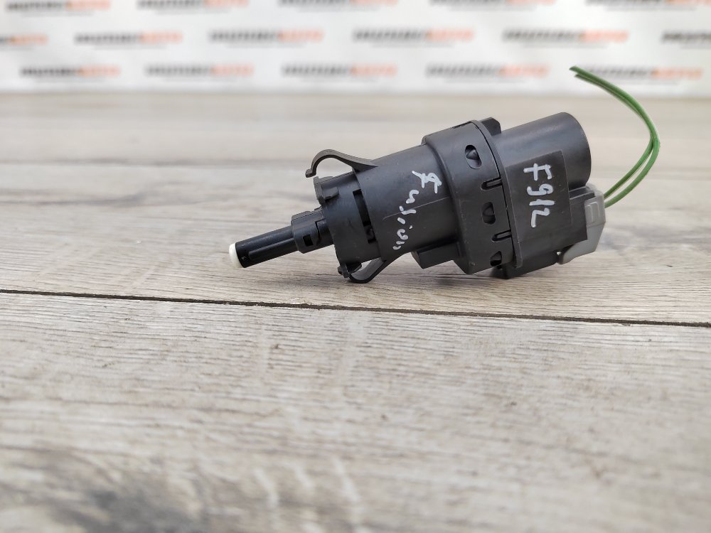 Датчик педали тормоза Ford Fusion ХЕТЧБЭК CBK 1.4 FXJC 2010 (б/у) Датчик педали тормоза Ford Fusion ХЕТЧБЭК CBK 1.4 FXJC 2010 (б/у)