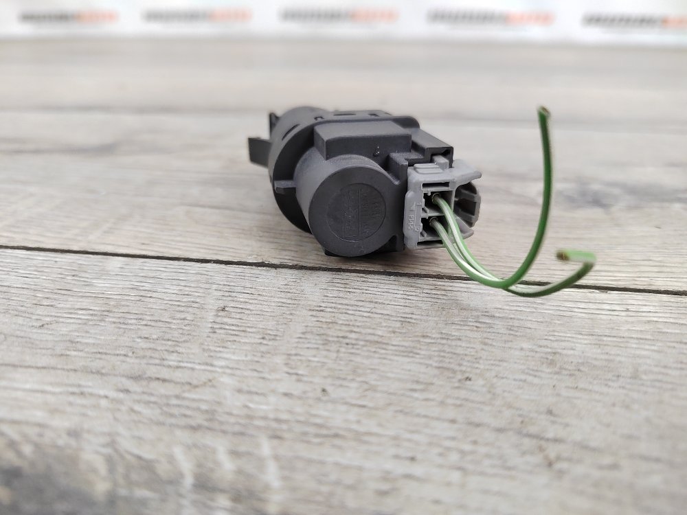 Датчик педали тормоза Ford Fusion ХЕТЧБЭК CBK 1.4 FXJC 2010 (б/у) Датчик педали тормоза Ford Fusion ХЕТЧБЭК CBK 1.4 FXJC 2010 (б/у)