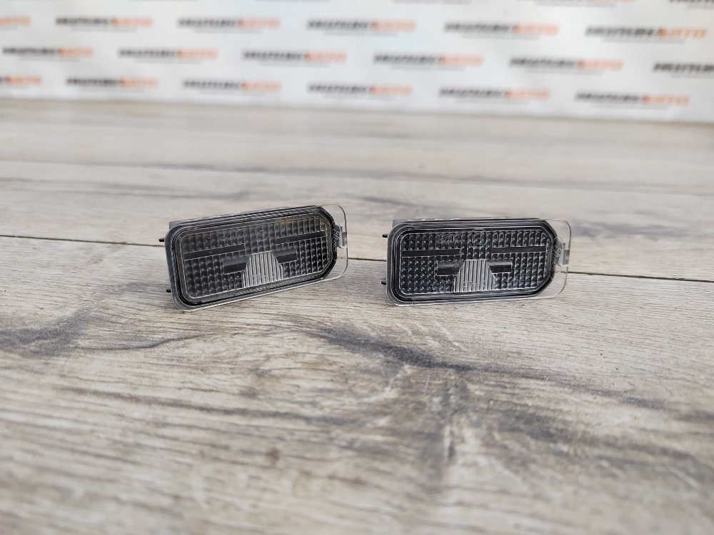 Фонарь подсветки номера Ford Focus 2 ХЕТЧБЭК 5D 1.6 SHDA 2009 (б/у)