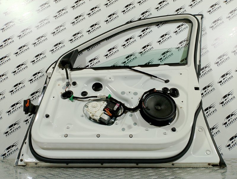 Дверь боковая передняя правая Jetta 2008 BSE