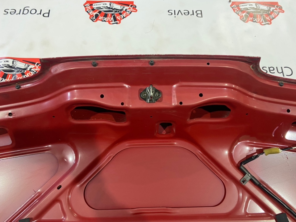 Крышка Багажника со спойлером Toyota Soarer JZZ31 2001 (б/у) Крышка Багажника со спойлером Toyota Soarer JZZ31 2001 (б/у)