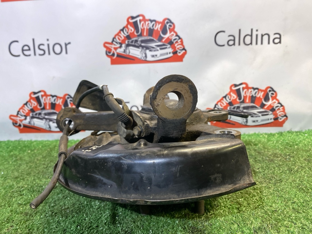 Кулак поворотный Toyota Soarer JZZ30 2JZ-GE 1998 перед. лев. (б/у)