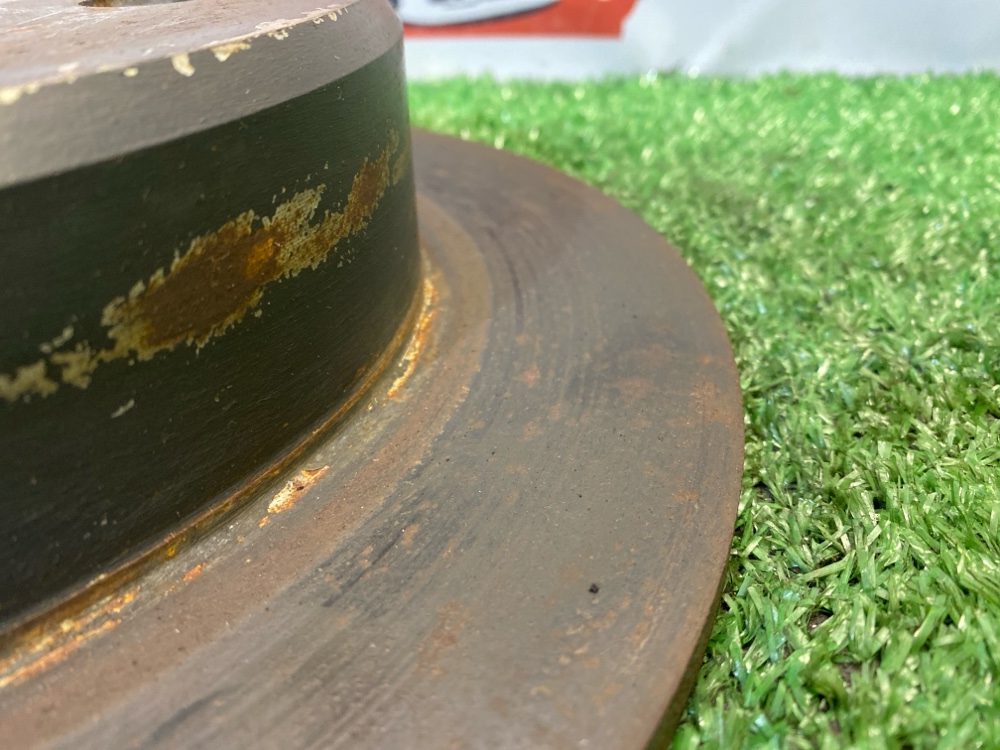 Тормозные диски Toyota Altezza GXE10 1G-FE 2000 задн. (б/у)