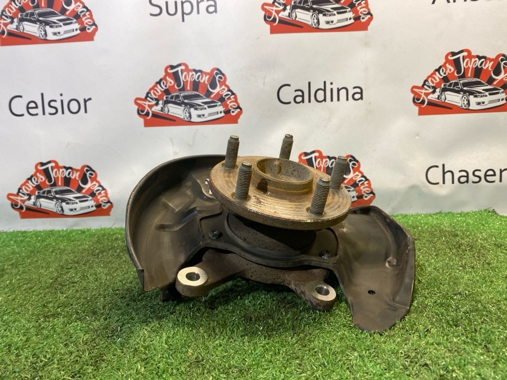 Кулак поворотный Toyota Soarer JZZ30 1999 перед. прав. (б/у)