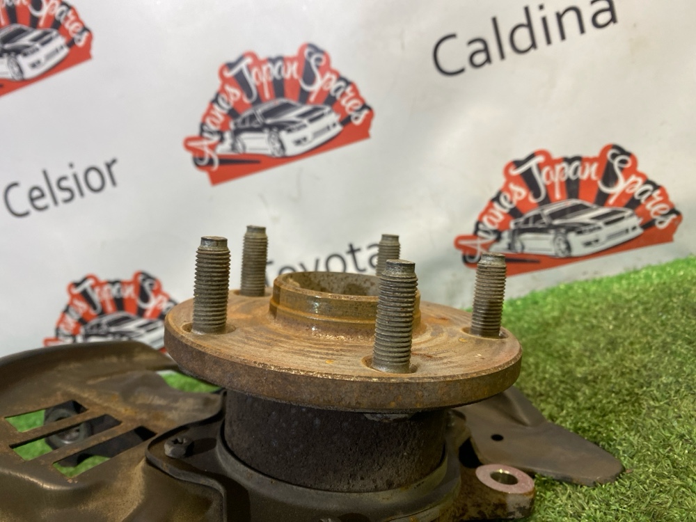 Кулак поворотный Toyota Soarer JZZ30 1999 перед. прав. (б/у)