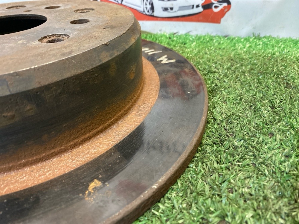 Тормозные диски Toyota Altezza SXE10 2000 задн. (б/у)