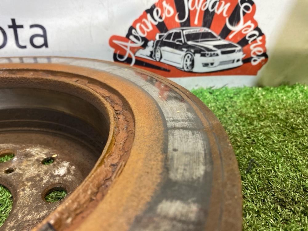 Тормозные диски Toyota Altezza SXE10 2000 задн. (б/у)