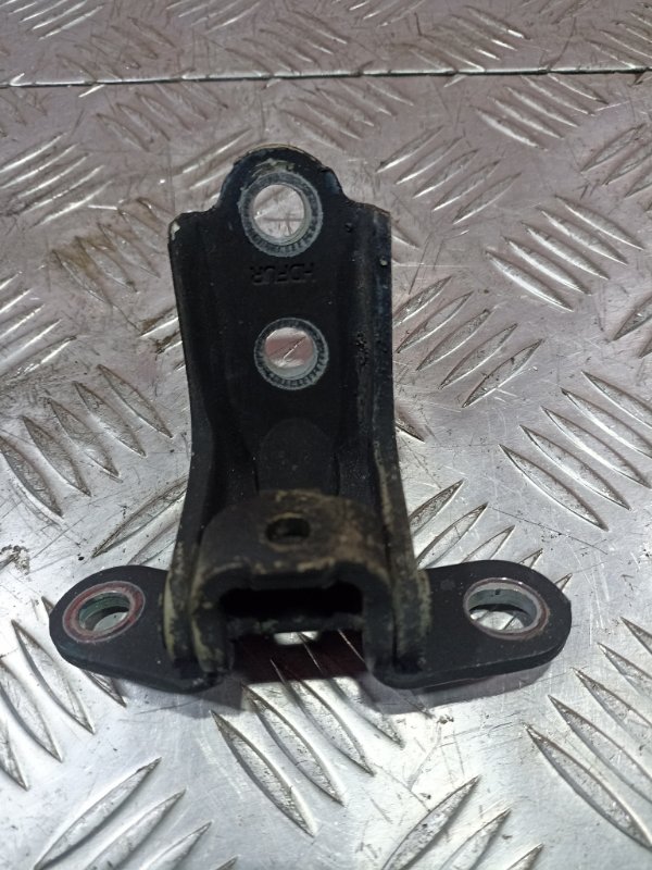 Петля двери Hyundai Elantra IV / HD СЕДАН 1.6 (G4FC) 2008 перед. прав. (б/у)