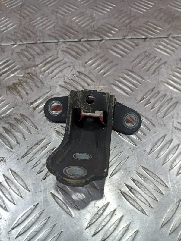 Петля двери Hyundai Elantra IV / HD СЕДАН 1.6 (G4FC) 2008 перед. прав. (б/у)