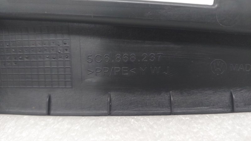 Обшивка стойки левая Jetta 2013 162 CAXA