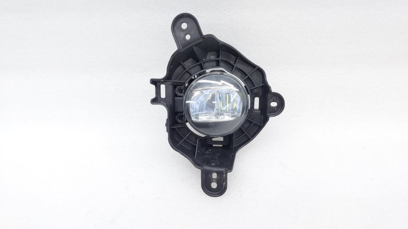 Фара противотуманная передняя правая Toyota Land Cruiser 2008 200 1VD-FTV БУ