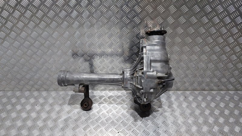 Редуктор передний Toyota Land Cruiser 2008 200 1VD-FTV БУ