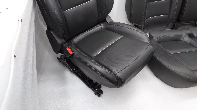 Сиденья комплект Chery Tiggo 7 Pro Plug-In-Hybrid T1E SQRF4J16 2022 (б/у)
