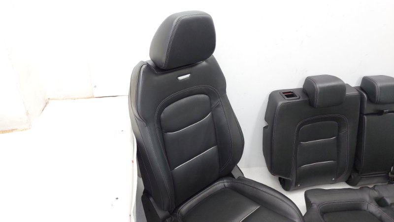 Сиденья комплект Chery Tiggo 7 Pro Plug-In-Hybrid T1E SQRF4J16 2022 (б/у)