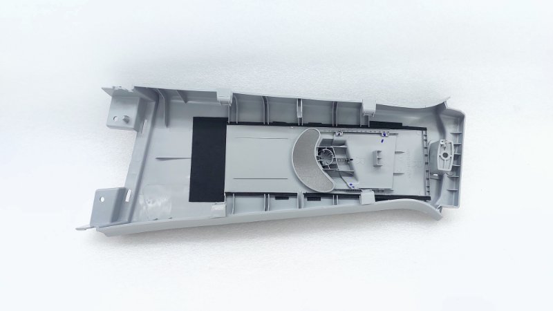 Обшивка центральной стойки правая Tiggo 7 Pro Plug-In-Hybrid 2022 T1E SQRF4J16