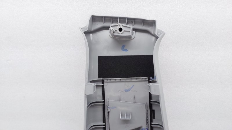 Обшивка центральной стойки правая Tiggo 8 Pro 2022 T1A SQRF4J16