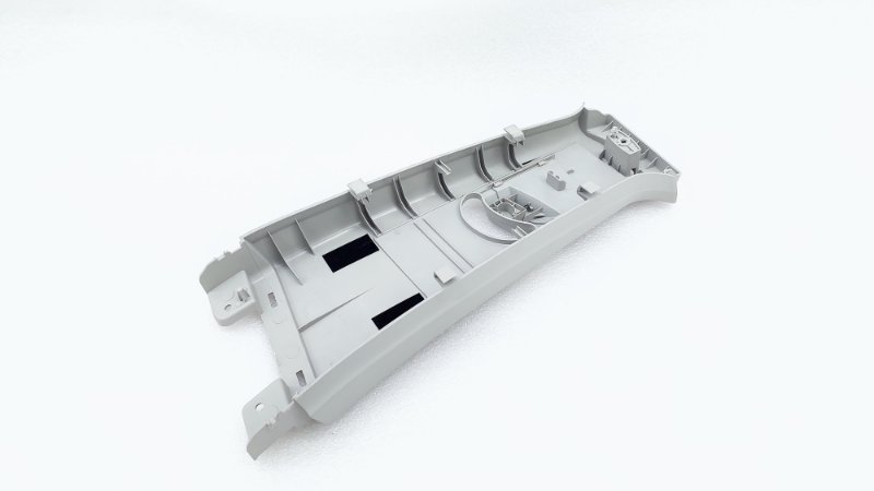 Обшивка центральной стойки правая LX 2023 T1C SQRF4J20