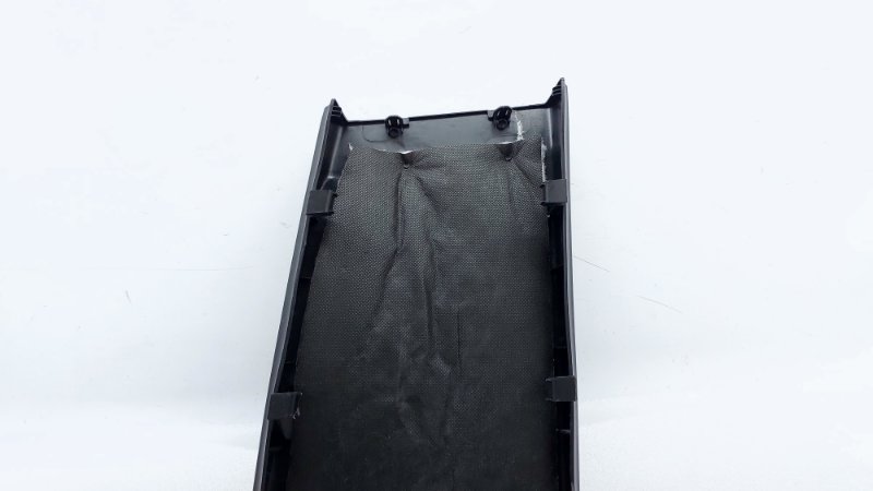 Обшивка центральной стойки левая LX 2023 T1C SQRF4J20