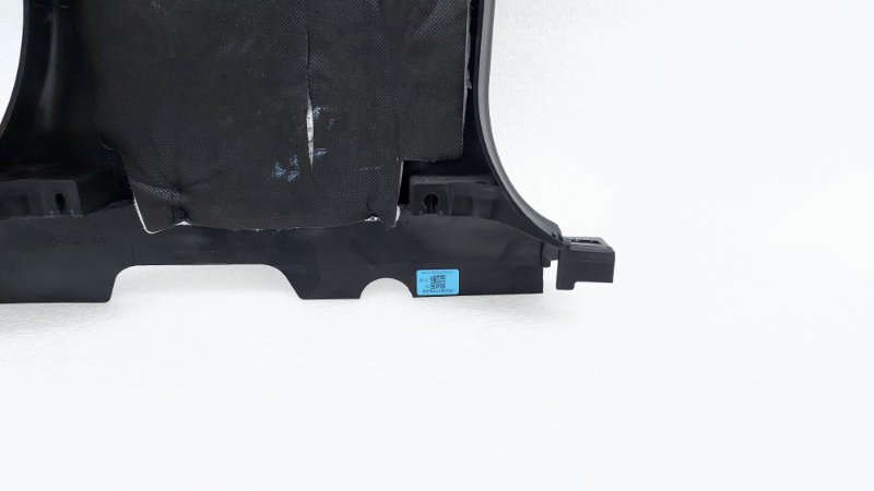 Обшивка центральной стойки левая LX 2023 T1C SQRF4J20