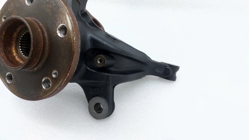 Кулак поворотный передний правый LX 2023 T1C SQRF4J20