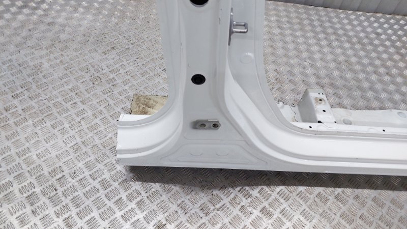 Порог со стойкой правый F7 2019 GW4B15