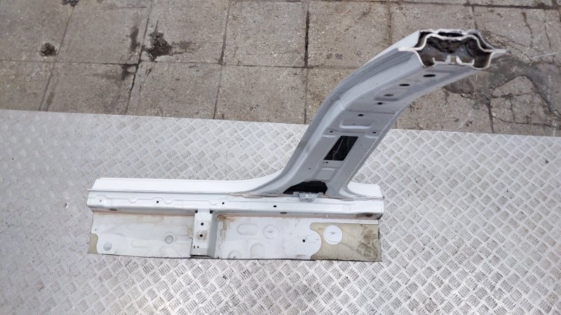 Порог со стойкой правый F7 2019 GW4B15