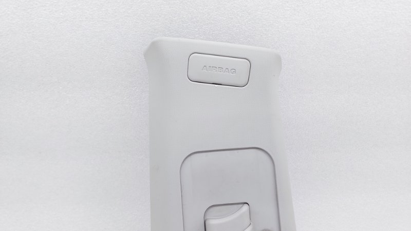 Обшивка центральной стойки левая J7 2022 HFC4GB2.4E
