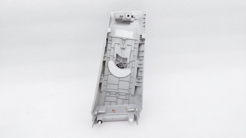 Обшивка центральной стойки левая J7 2022 HFC4GB2.4E