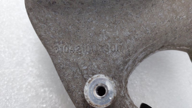 Кулак поворотный задний правый J7 2022 HFC4GB2.4E