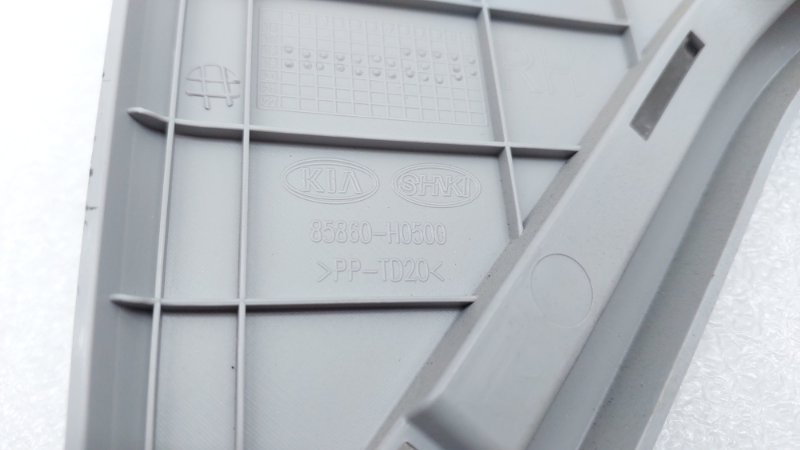 Обшивка стойки задняя правая Rio X-Line 2020 FB G4FG