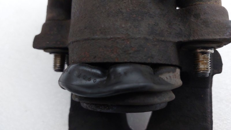 Суппорт тормозной Volkswagen Caddy BCA 2004 перед. лев. (б/у)