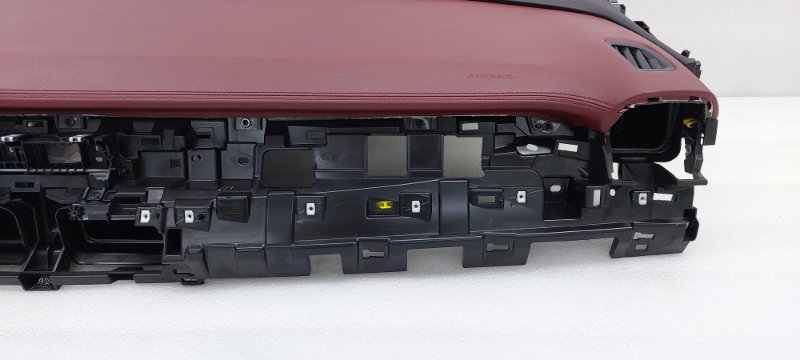 Торпедо Geely Coolray SX11 JLH-3G15TD 2020 (б/у) Торпедо Geely Coolray SX11 JLH-3G15TD 2020 (б/у)