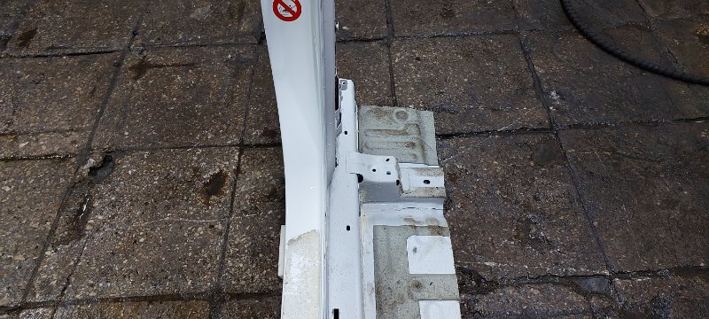 Порог со стойкой Geely Coolray SX11 JLH-3G15TD 2020 прав. (б/у)