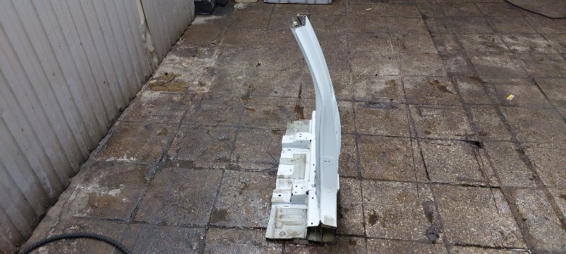 Порог со стойкой Geely Coolray SX11 JLH-3G15TD 2020 прав. (б/у)