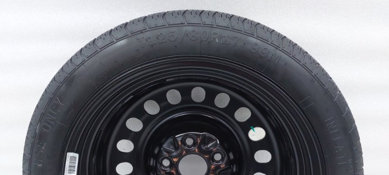 Запасное колесо Geely Coolray SX11 JLH-3G15TD 2020 (б/у) Запасное колесо Geely Coolray SX11 JLH-3G15TD 2020 (б/у)