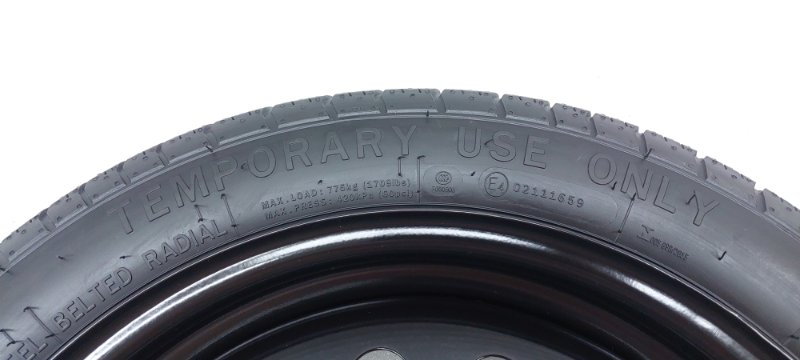 Запасное колесо Geely Coolray SX11 JLH-3G15TD 2020 (б/у) Запасное колесо Geely Coolray SX11 JLH-3G15TD 2020 (б/у)