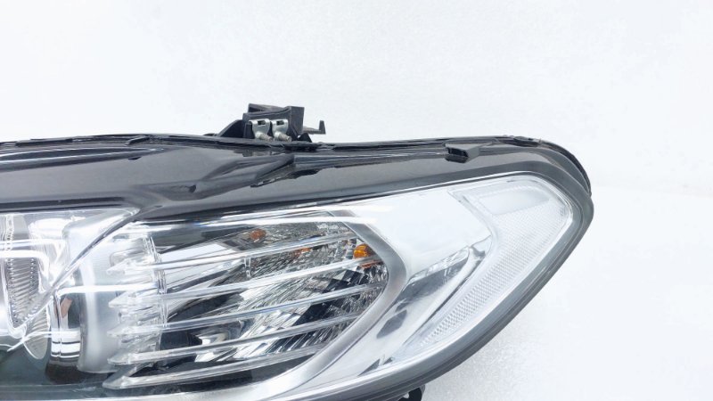 Фара левая Ford Mondeo 5 S7CB