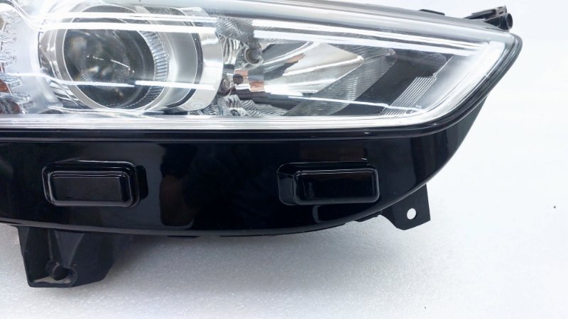 Фара правая Mondeo 2017 5 S7CB