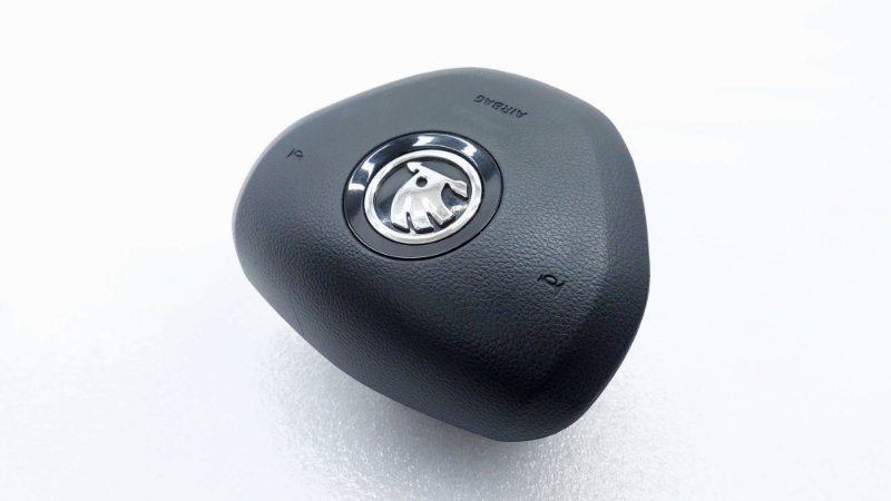 Подушка безопасности в руль Skoda Octavia A7 CZDA 2017 (б/у) Подушка безопасности в руль Skoda Octavia A7 CZDA 2017 (б/у)