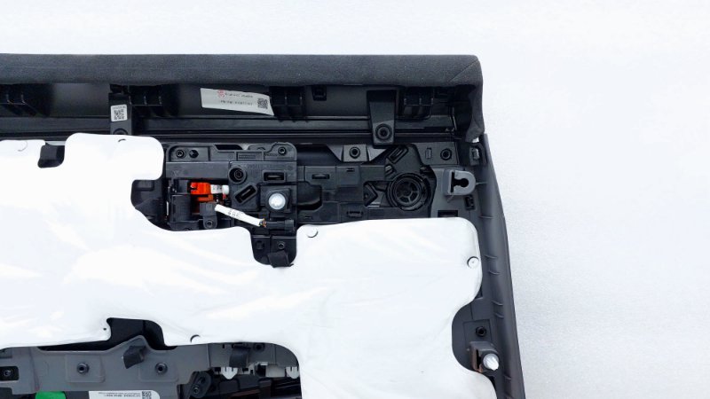 Обшивка двери Zeekr 001 1 2023 задн. прав. (б/у) Обшивка двери Zeekr 001 1 2023 задн. прав. (б/у)