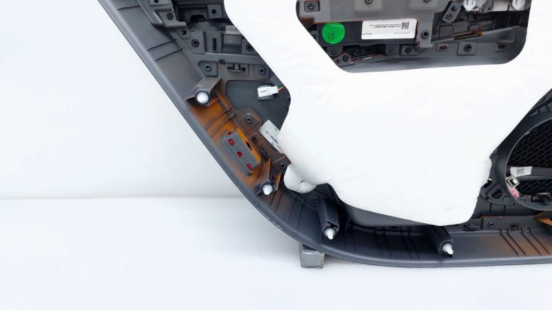 Обшивка двери Zeekr 001 1 2023 задн. прав. (б/у) Обшивка двери Zeekr 001 1 2023 задн. прав. (б/у)